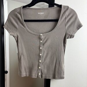 Old Navy Taupe green Ribbed Crop Top short sleeve scoop neck button front